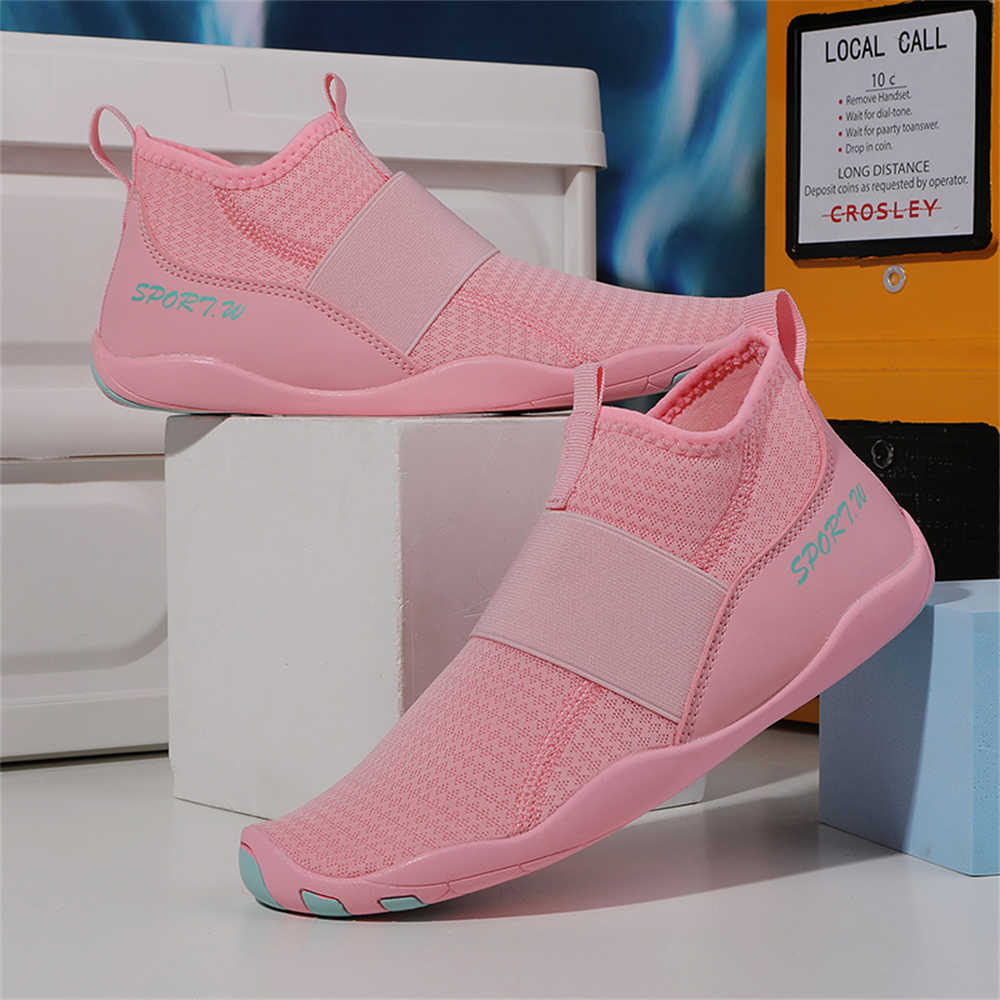 Oversize 41-42 Red Tennis Woma - Women'S Shoes To Buy ulasan dan harga