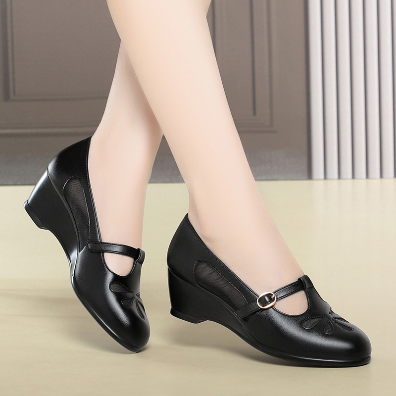 Middle Aged Women Summer Mesh  - Women Shoes Wedges ulasan dan harga